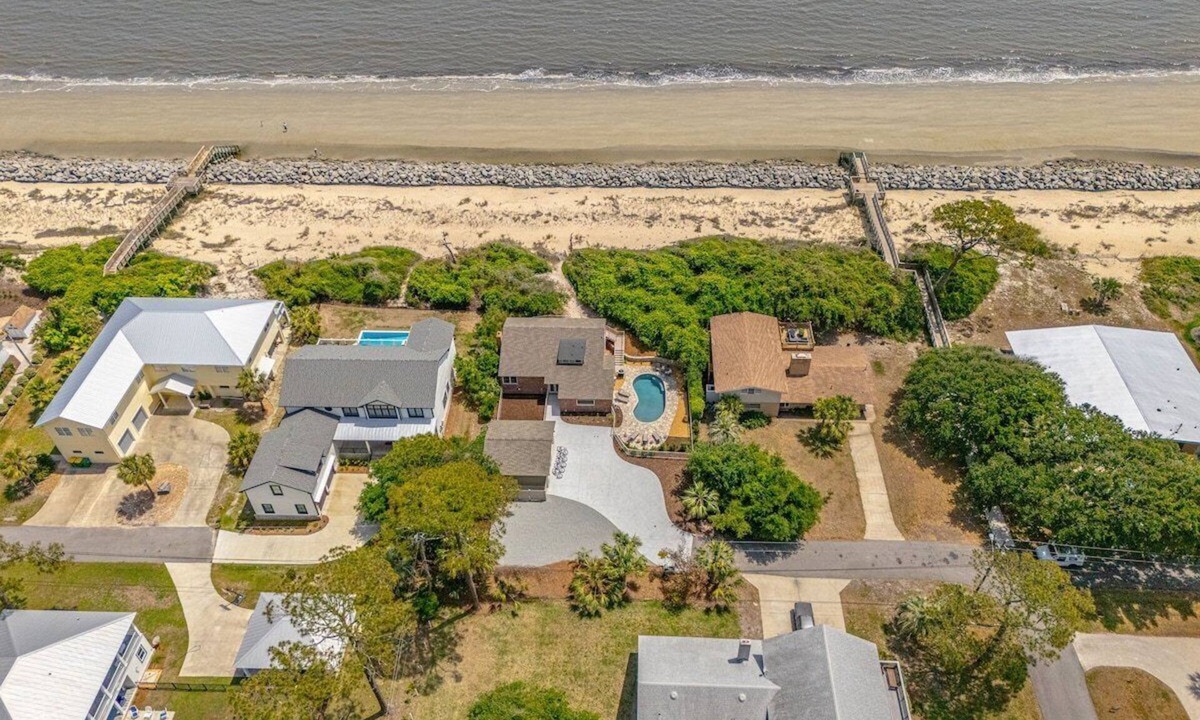 Jekyll Island House | 8 Stewart Lane - 5 Bedrooms with pool!