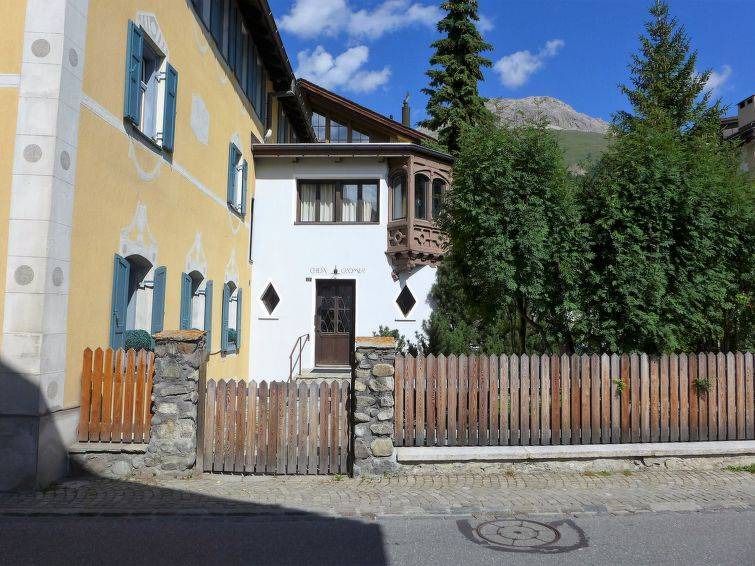 Celerina-Schlarigna Apartment | 80 m² Apartment ∙ 2 bedrooms ∙ 4 guests