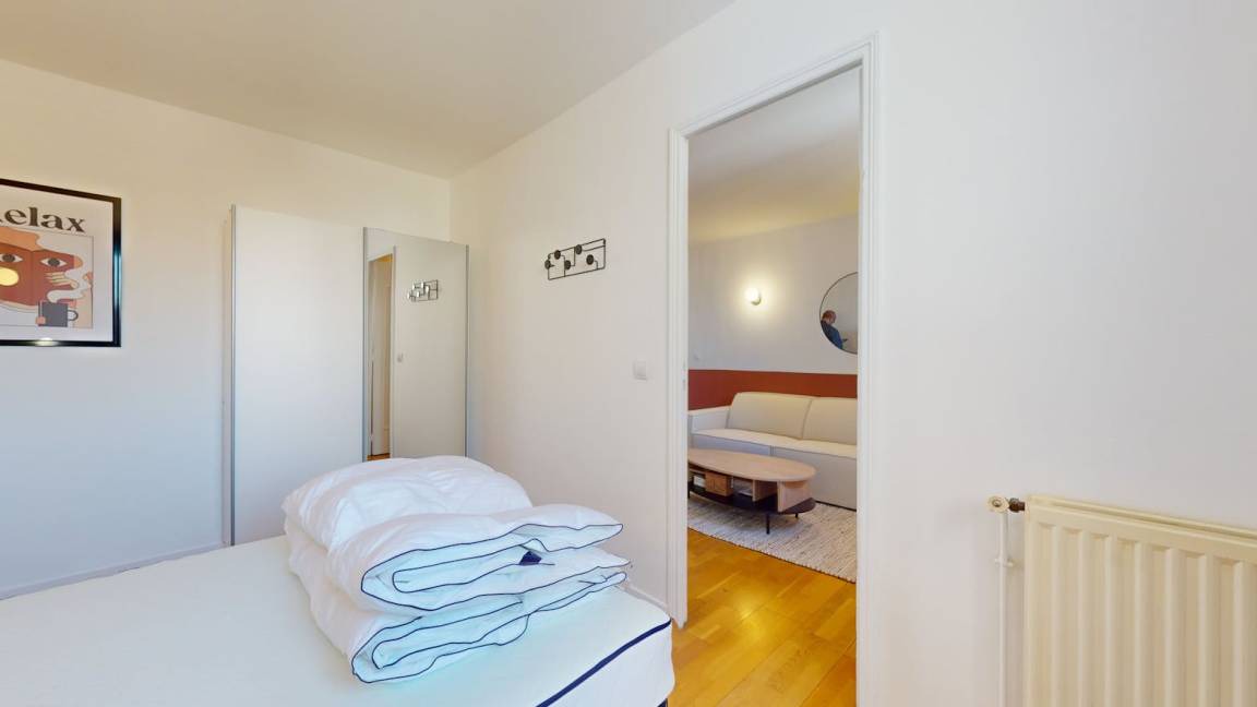 Gennevilliers Resort | 80 m² Private room ∙ 1 bedroom ∙ 2 guests