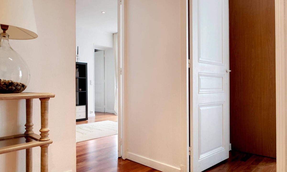 Saint-Victor Apartment | 80sqm 2-bedroom apartment in amazing Paris with WiFi