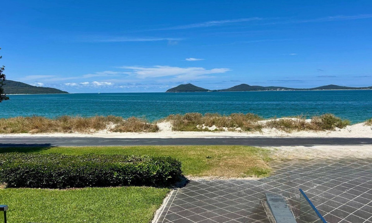 Hawks Nest House | 81 THE BOULEVARDE, WINDA WOPPA, HAWKS NEST