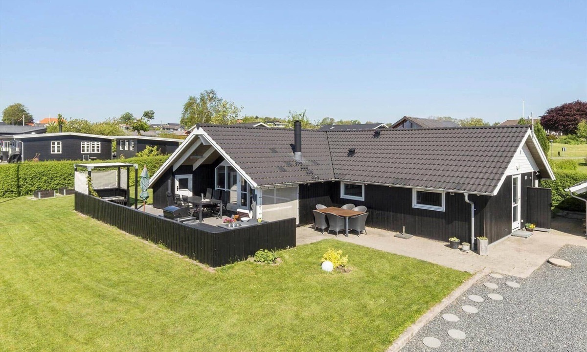 Ronde House | 8104 Rønde - Valmuevej 19