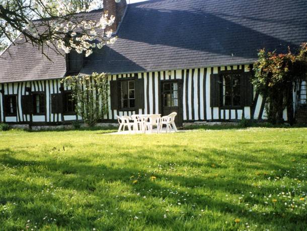 Bertreville-Saint-Ouen House | 82 m² House ∙ 2 bedrooms ∙ 4 guests