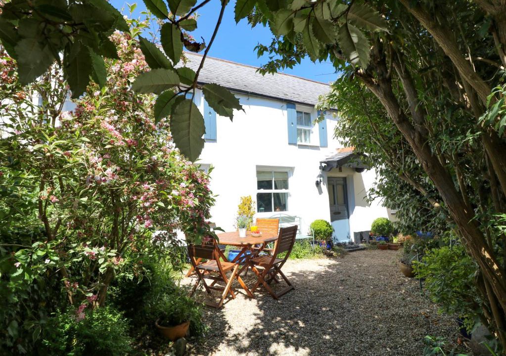 Hartland House | 82 The Square