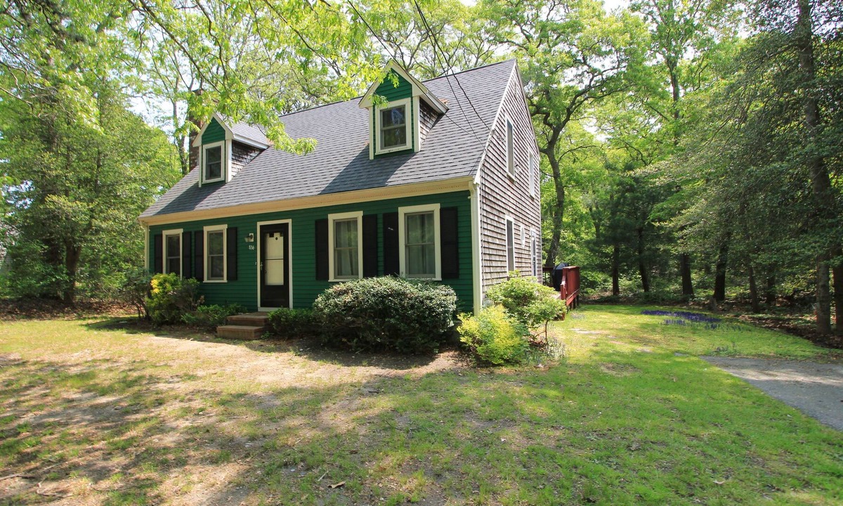 Marstons Mills House | 836 Cotuit Rd - New Listing!