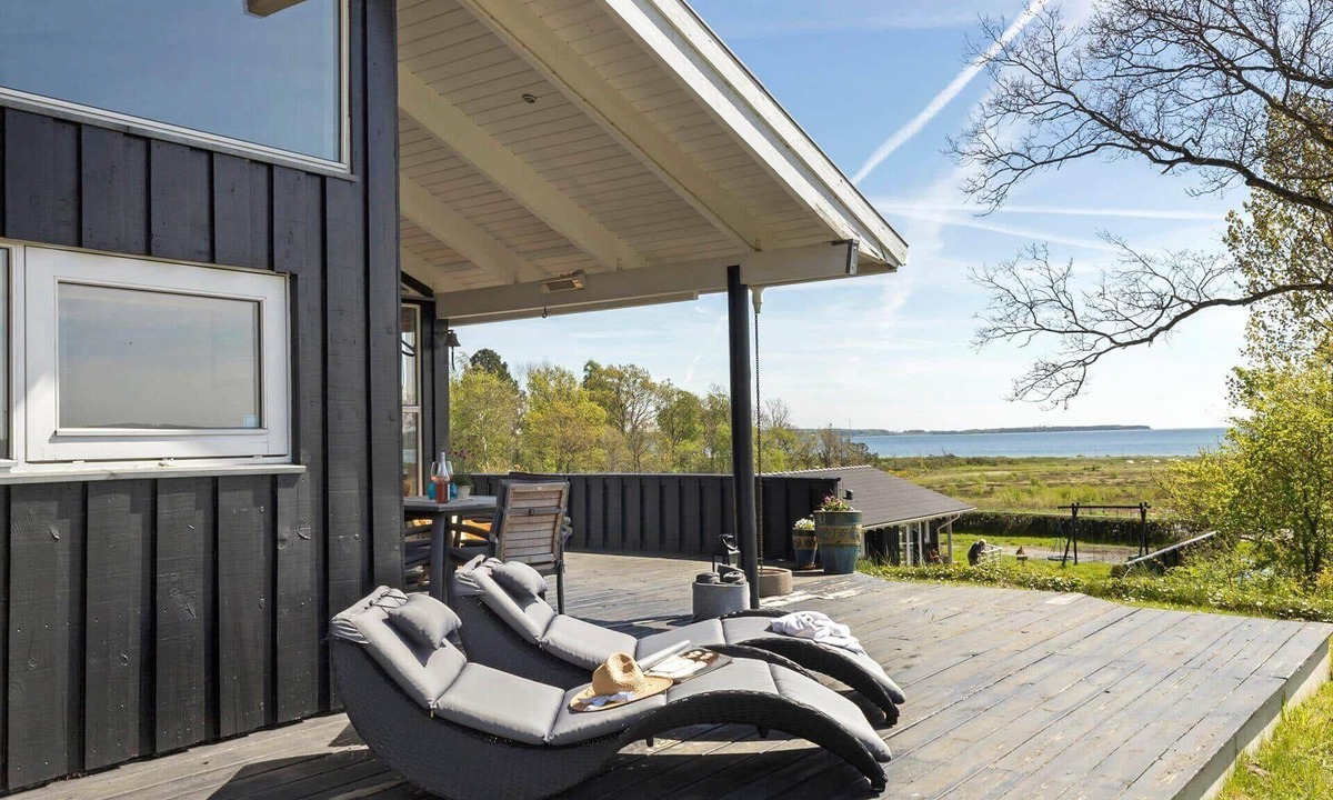 Lyngsbæk Strand House | 84151 Ebeltoft - Klitvej 15