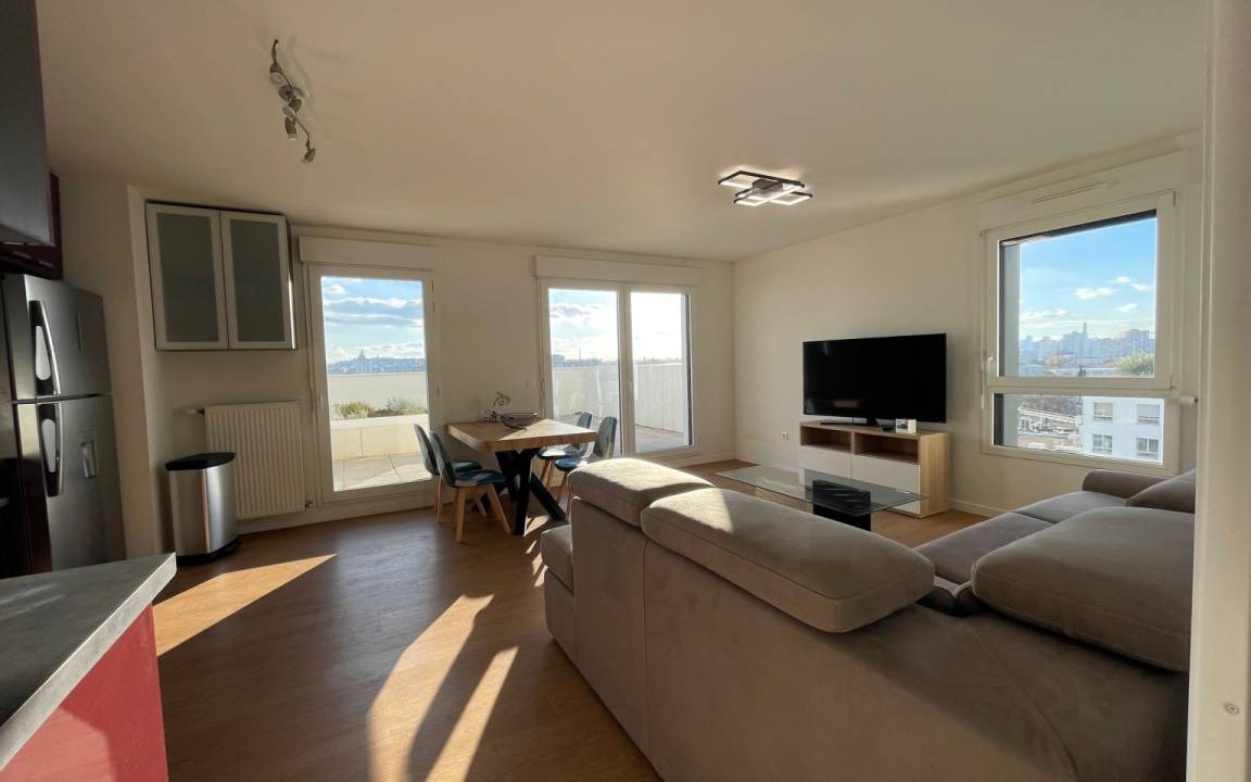 Saint-Denis Apartment | 85 m² Apartment ∙ 3 bedrooms ∙ 8 guests