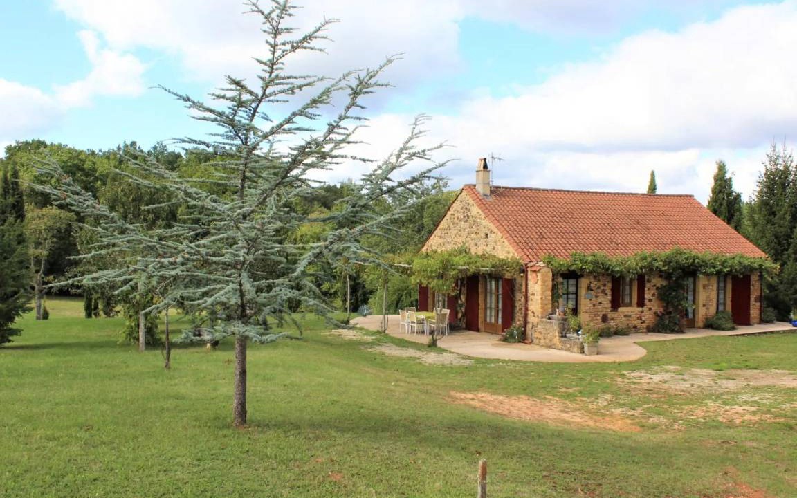 Mazeyrolles House | 85 m² House ∙ 2 bedrooms ∙ 4 guests
