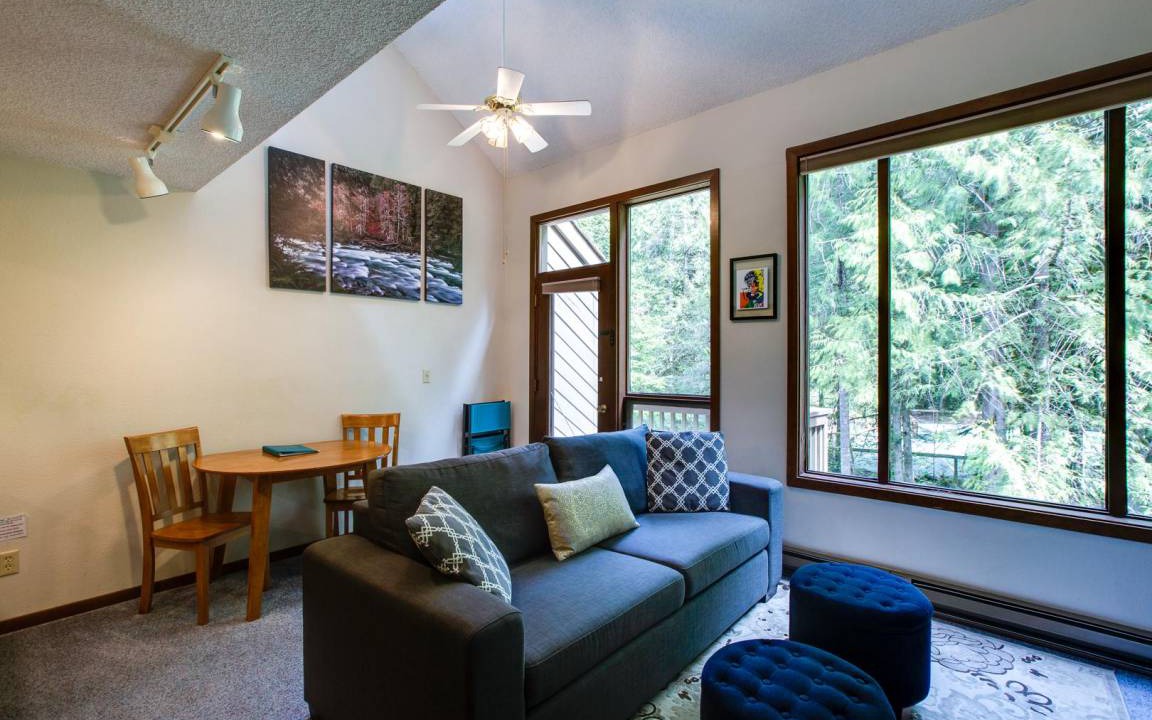 Glacier Condo | 88 m² Condo ∙ 2 bedrooms ∙ 6 guests