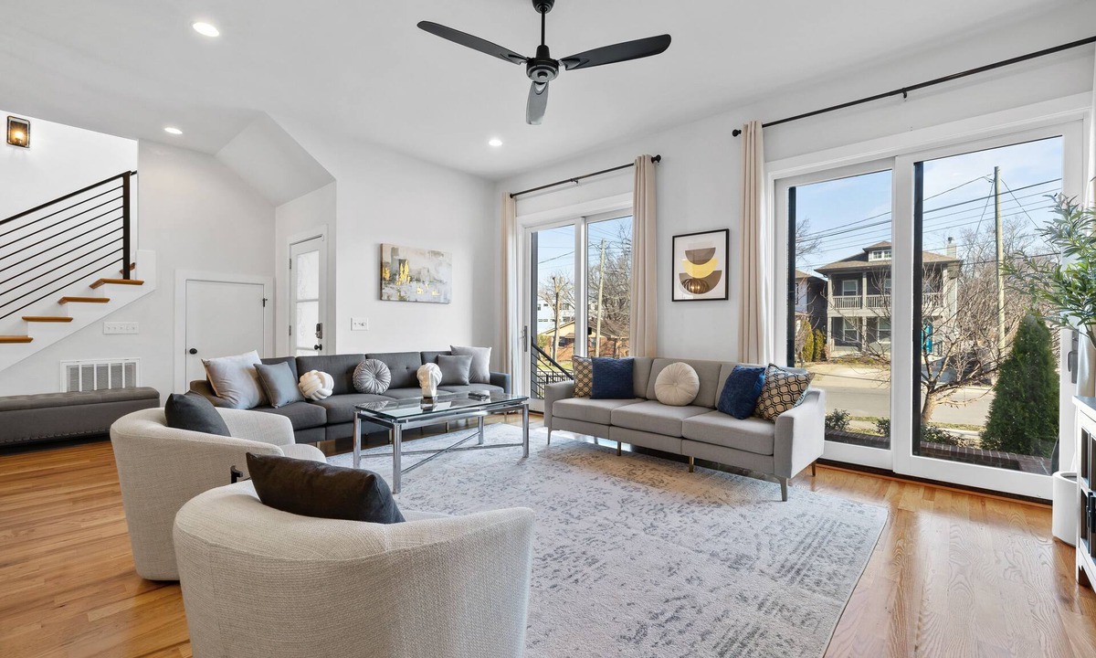 Edgehill House | 9 BEDS NEW Modern Home Near Downtown/Vandy/Gulch