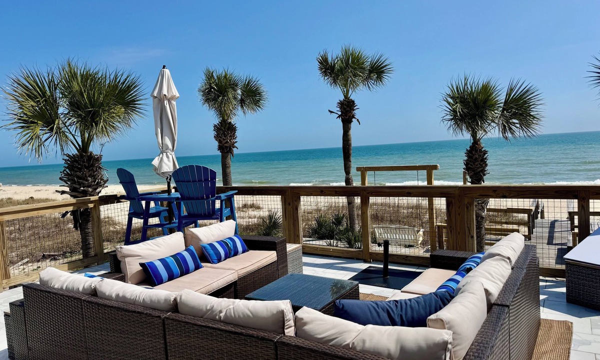 St. George Island House | 9 BR 7.5 BA Gulf Coast Beachfront Paradise with Private Pool and Dock-Sleeps 20+