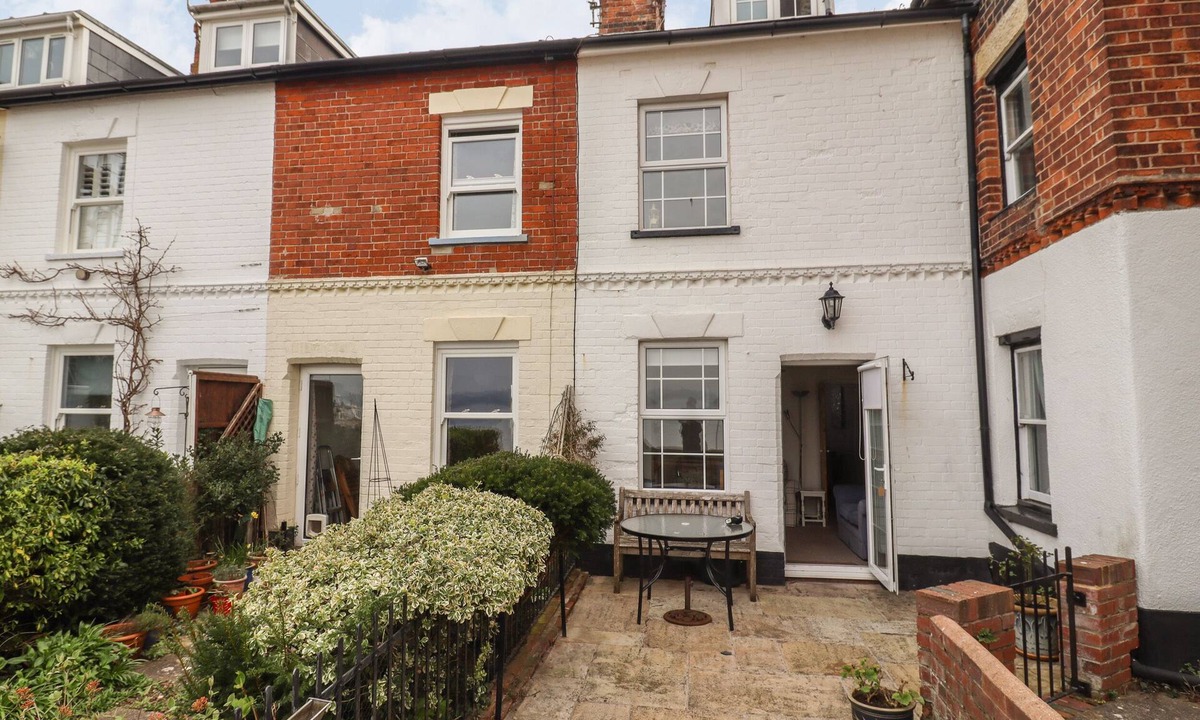 Lympstone Cottage | 9 Harefield Cottages