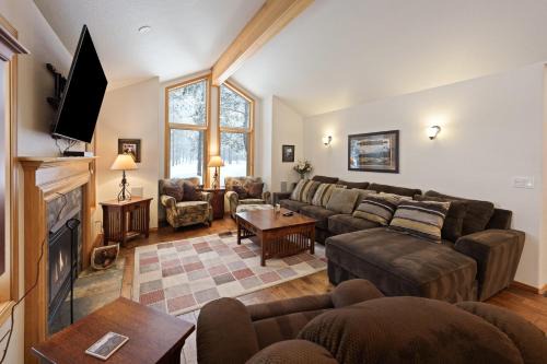 Sunriver House | 9 Hoodoo