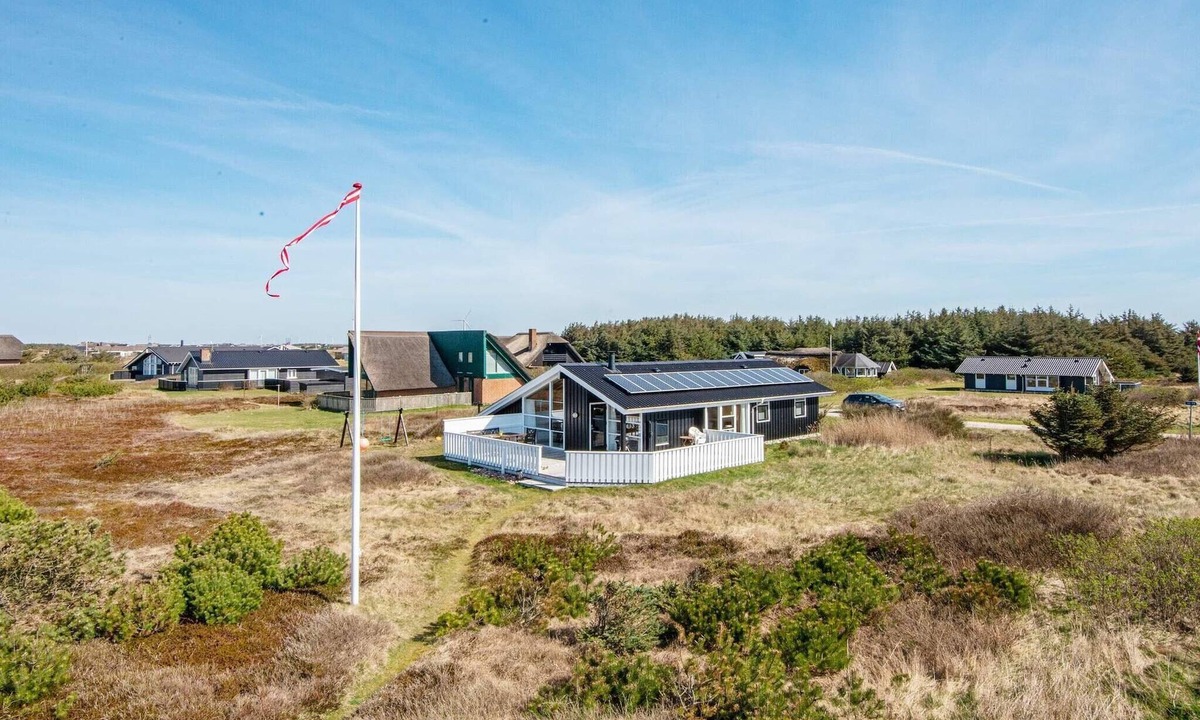 Vrist Strand House | 9 person holiday home in Harboøre-By Traum