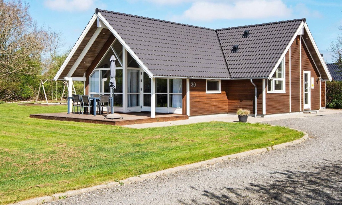 Bork Havn House | 9 person holiday home in Hemmet