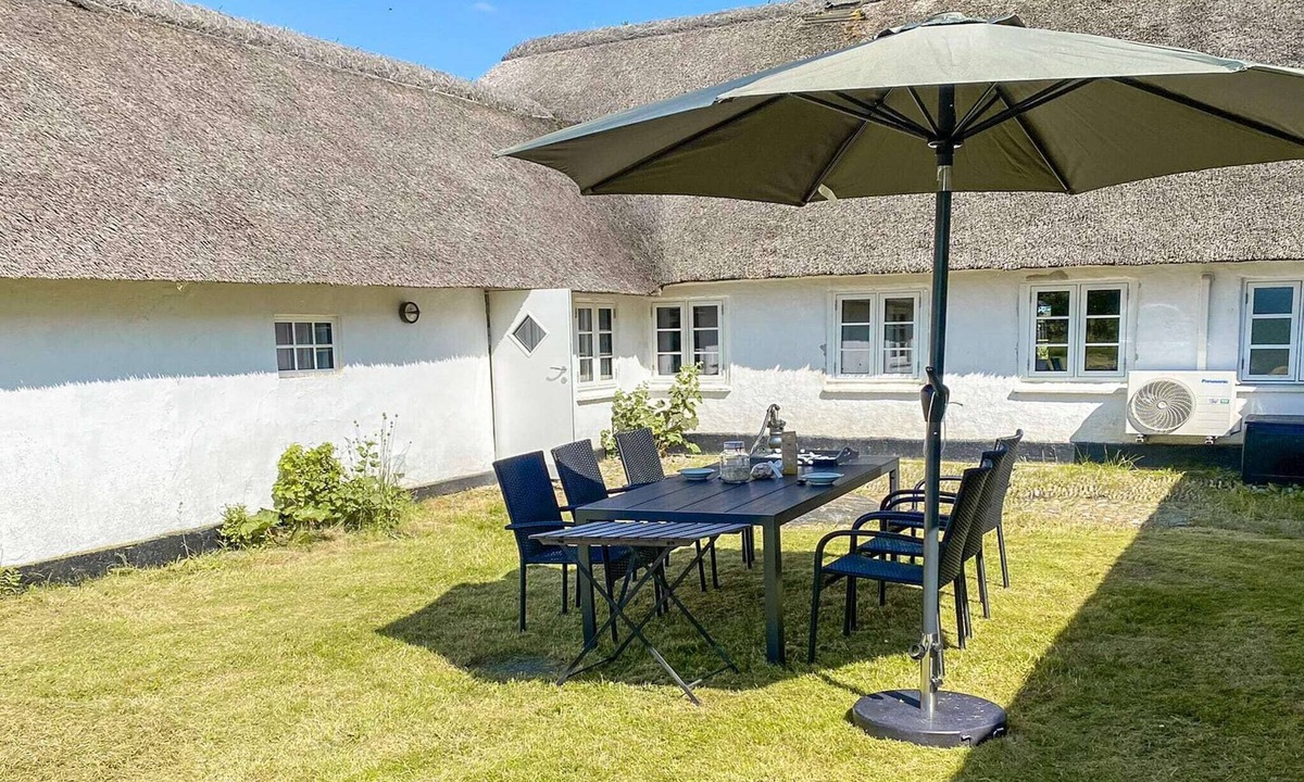 Tim House | 9 person holiday home in Tim-By Traum