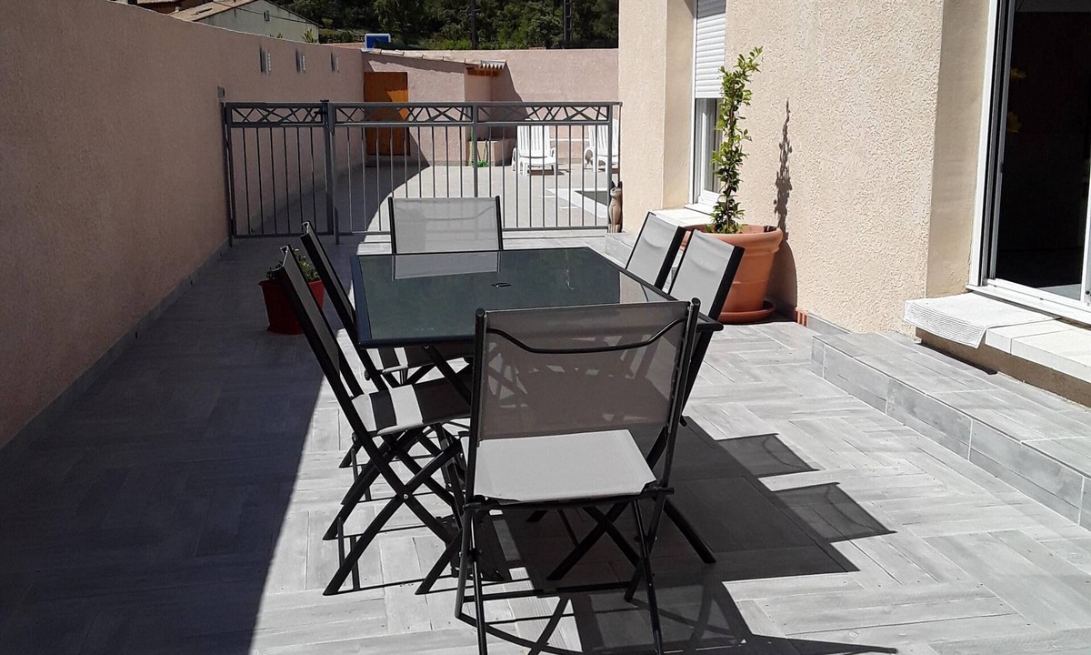 Congenies Villa | 90 m villa for 6 people including 2 children