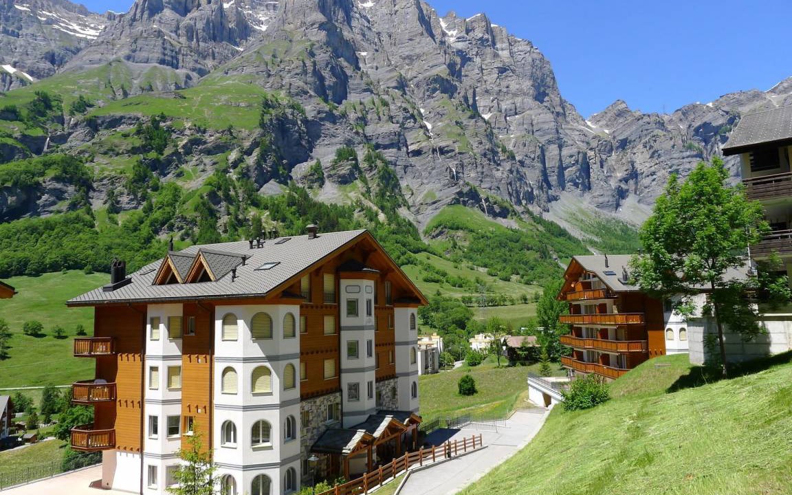Leukerbad Apartment | 90 m² Apartment ∙ 2 bedrooms ∙ 4 guests