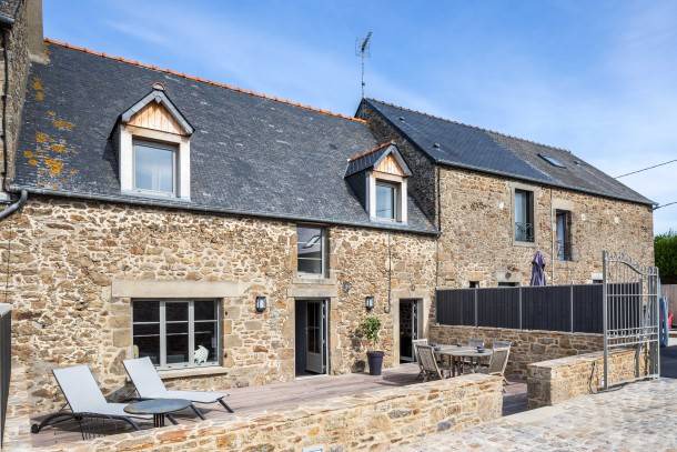 Saint-Coulomb House | 90 m² House ∙ 2 bedrooms ∙ 2 guests