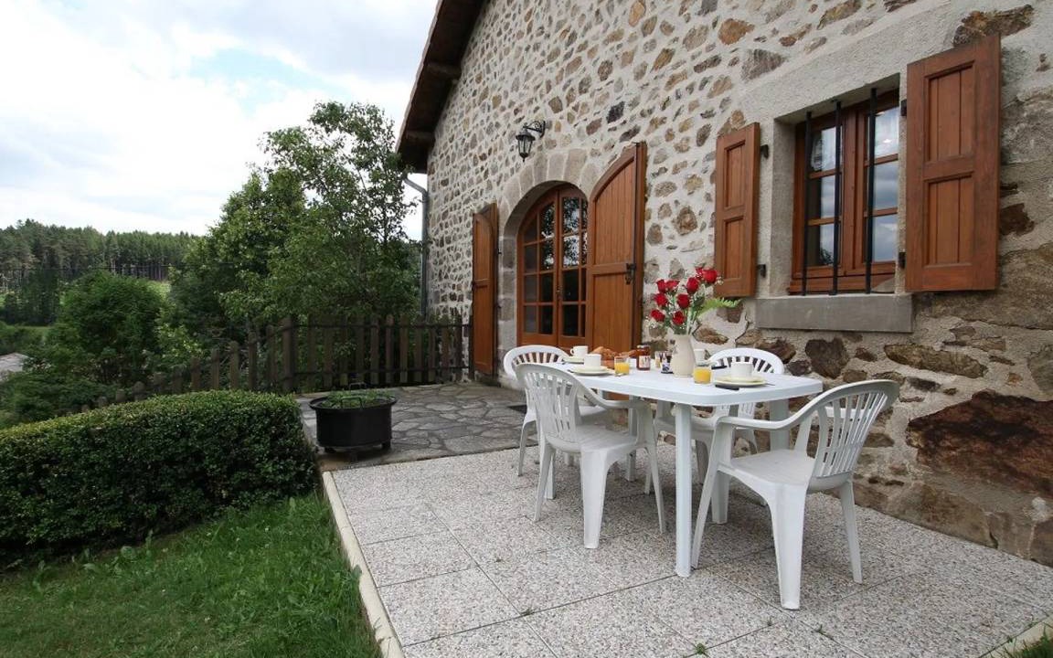 Allegre House | 90 m² House ∙ 3 bedrooms ∙ 6 guests
