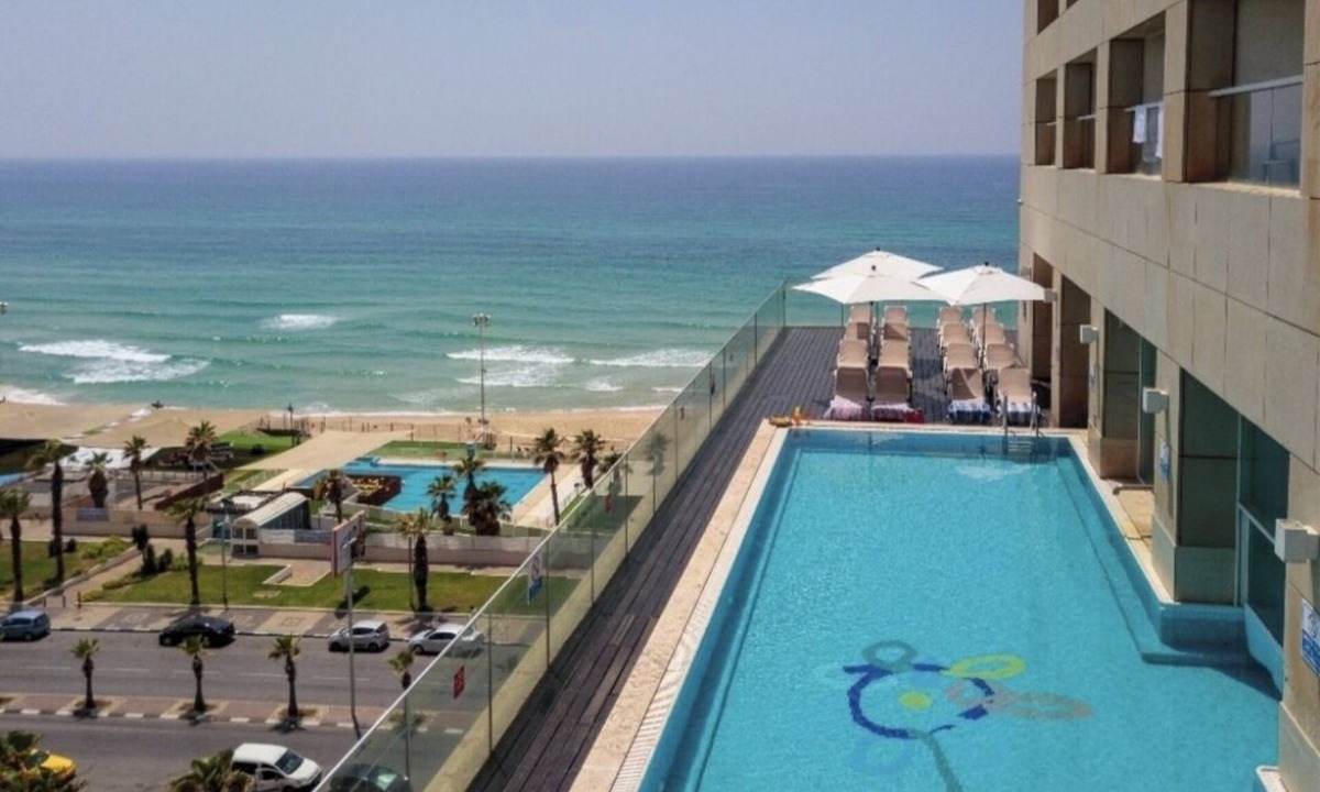 Kaiser Apartment | 907GO to Bat Yam balcony,sea ​view.Free parking