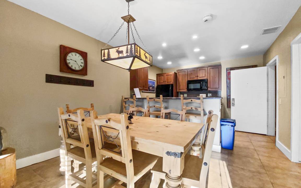 North Park City Condo | 91 m² Condo ∙ 1 bedroom ∙ 4 guests