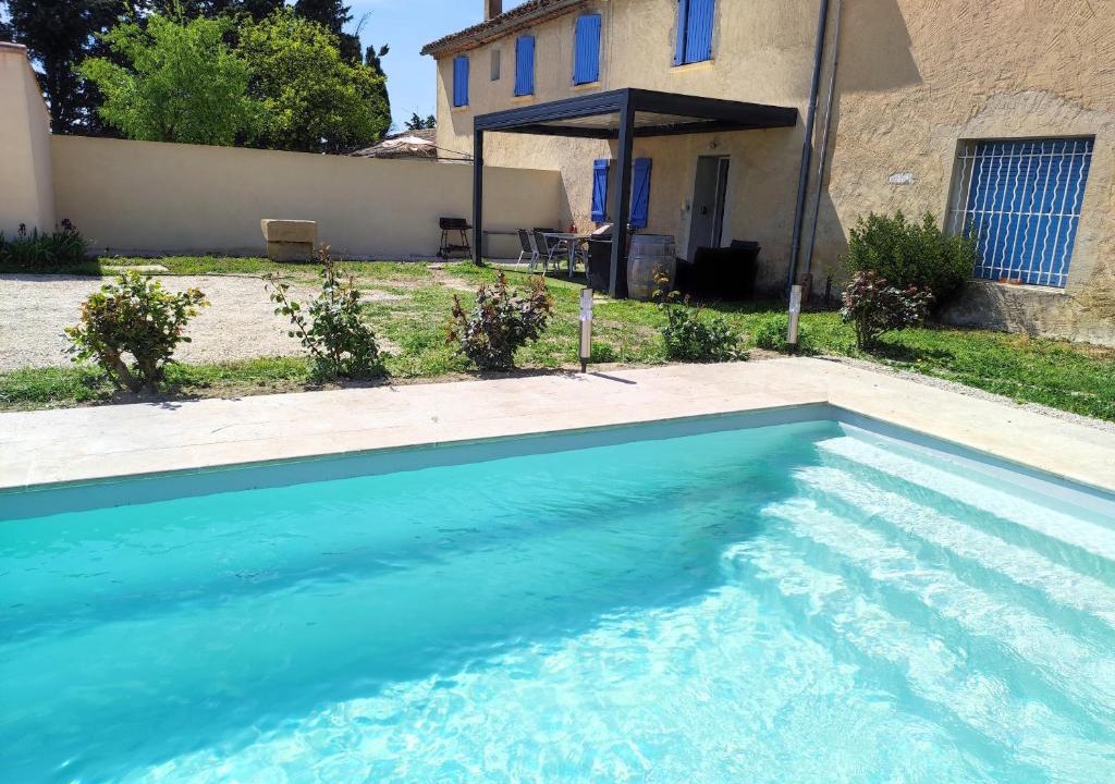 Violes House | 926 Chemin de Saint-Antoine