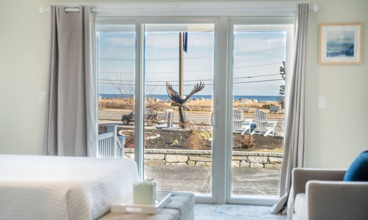 Hampton Hotel | 935 Ocean A Beachside Inn