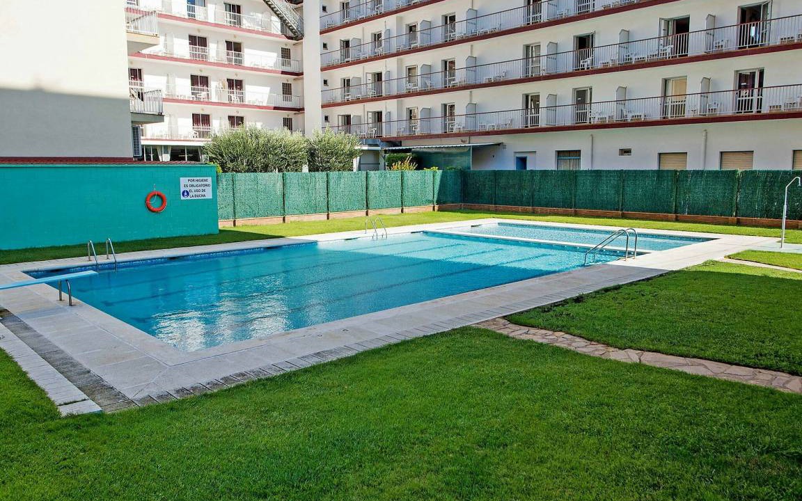 Malgrat de Mar Apartment | 95 m² Apartment ∙ 3 bedrooms ∙ 5 guests