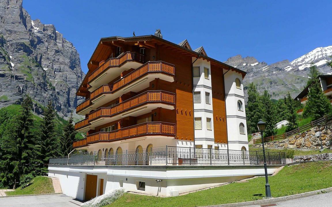 Leukerbad Apartment | 98 m² Apartment ∙ 2 bedrooms ∙ 6 guests