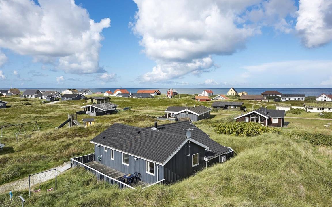 Lild Strand House | 99 m² House ∙ 4 bedrooms ∙ 8 guests