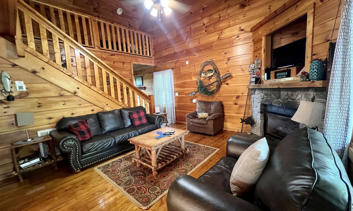 Caton Cabin | 99 ngt ~APRIL! Perfect for 2! ALWAYS & FOREVER~Honeymoon,Arcade,Dollywood, View