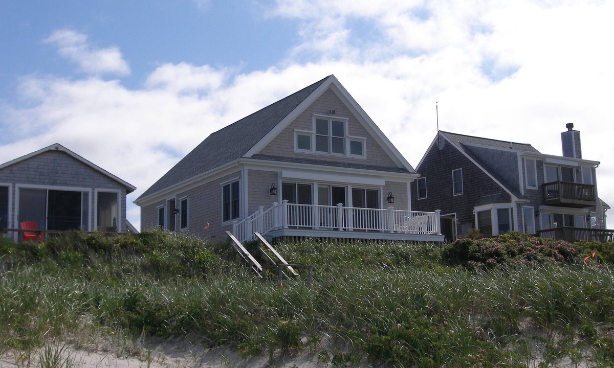 East Sandwich Cottage | 99B North Shore Blvd - Waterfront cottage w. panoramic views from deck
