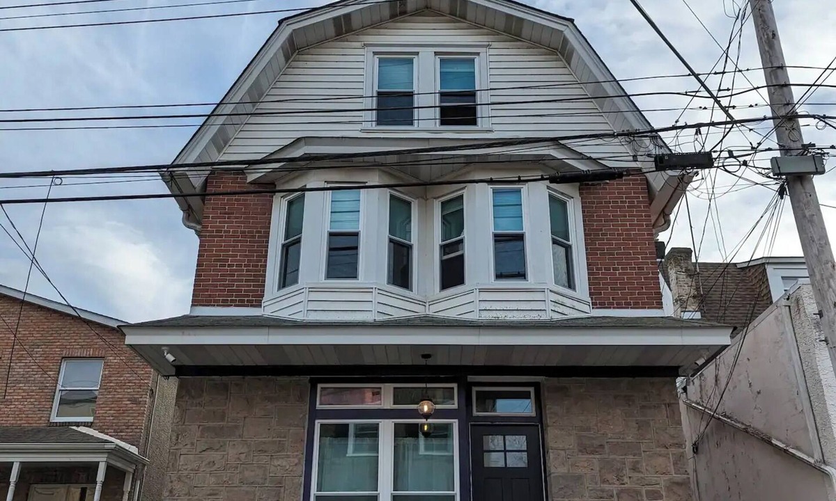 Ambler House | Açaí: Ambler 3 Bed, 3 Bath, & 3 Floor Home