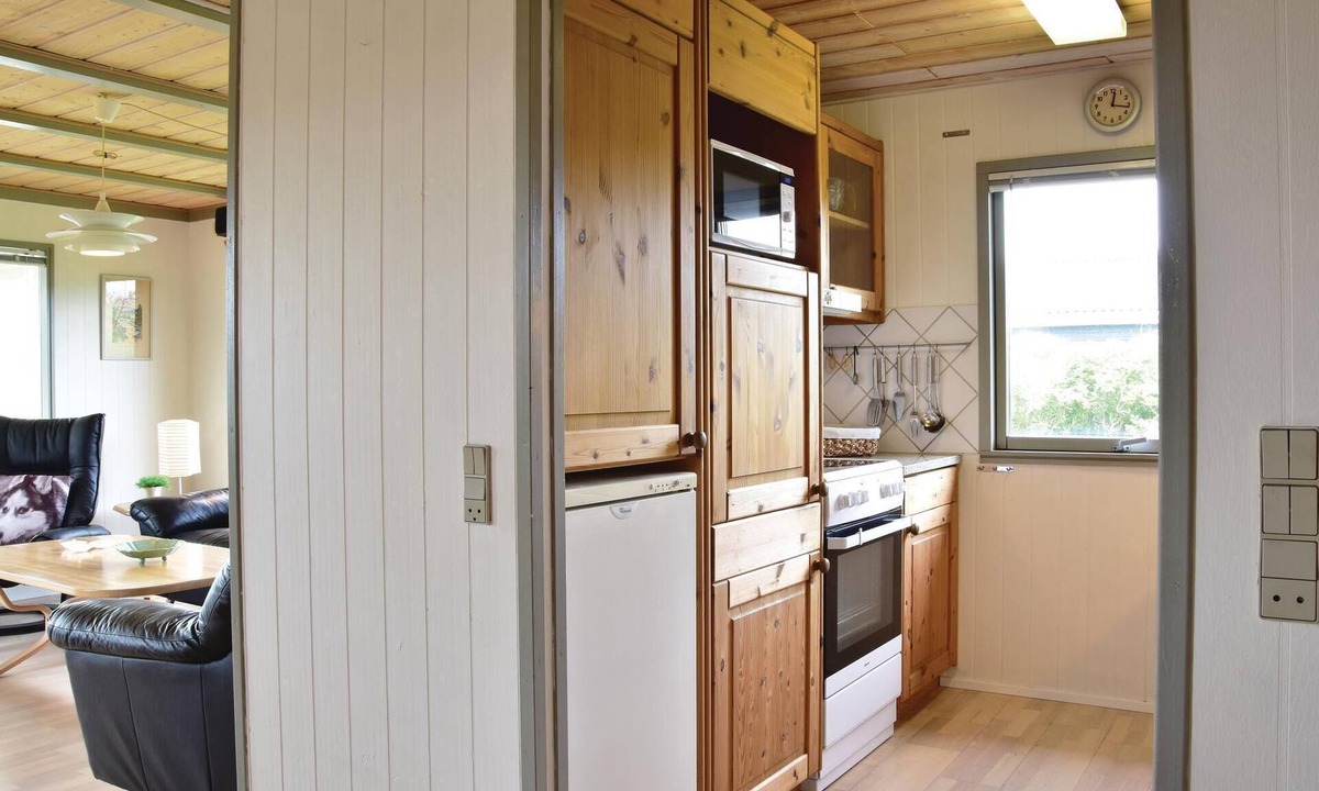 Houvig Strand House | A beautiful beach, dunes, sun and wind welcome you.