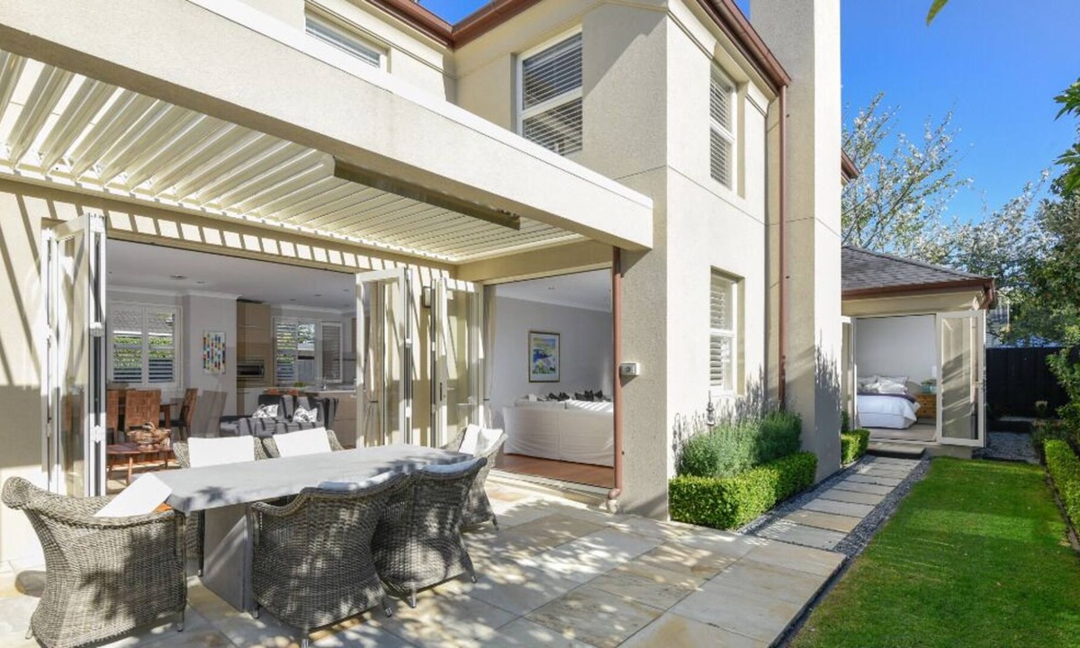 Epsom House | A beautiful private sanctuary