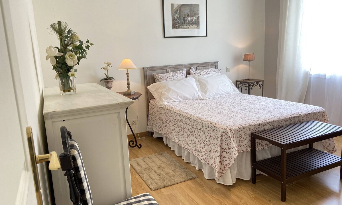 Larroque-sur-l'Osse Bed & Breakfast | A bed and breakfast
