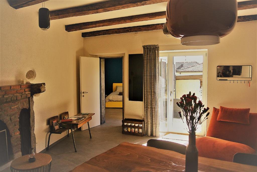 Miglieglia Apartment | A Cà balade in Design