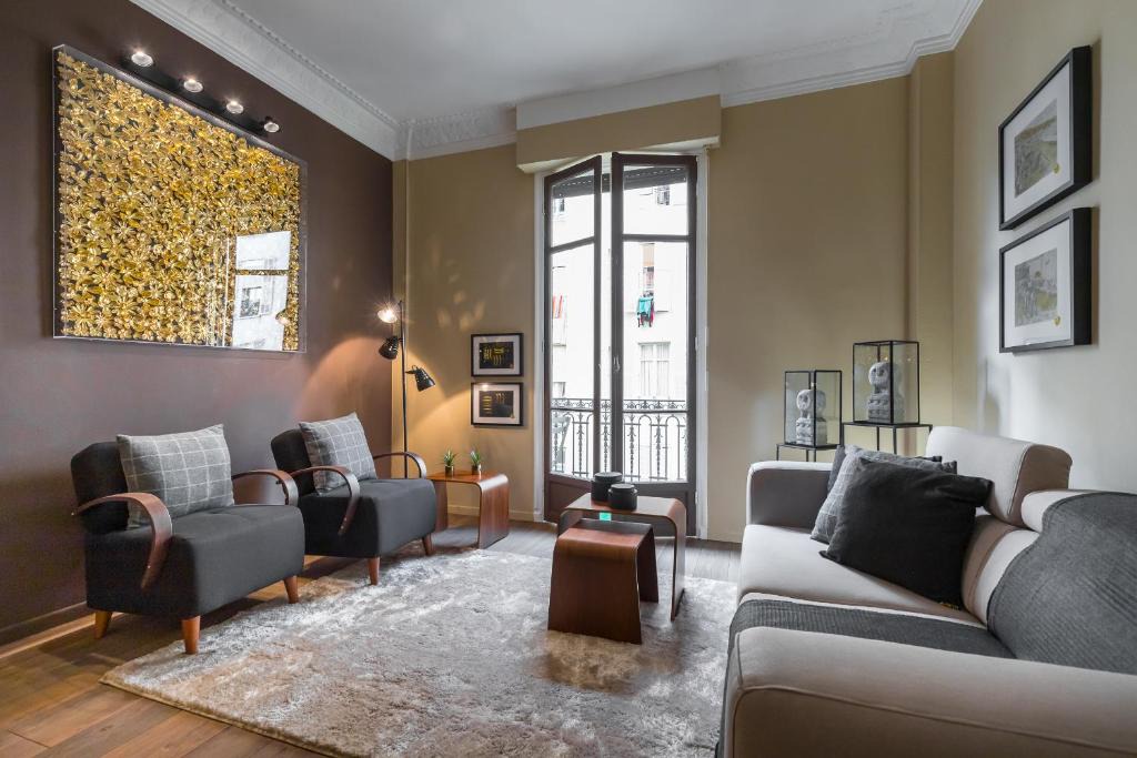 Vernier Apartment | A/C Bellecour & Balcony in Libération area NICE