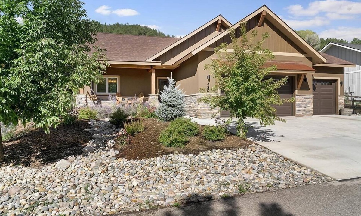 Hermosa House | A/C, Hot Tub, Fire Pit, Fenced Yard, Pet Freindly!