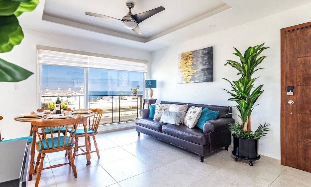 La Joya Apartment | A/C*King Bed*Pool*Ocean View