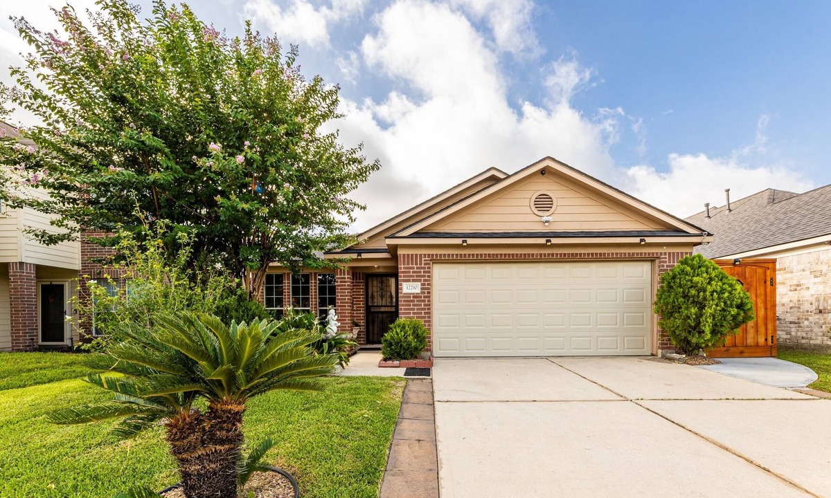 Atascocita House | A Charming & beautiful 3 BHK house, in Humble suburb of Houston.