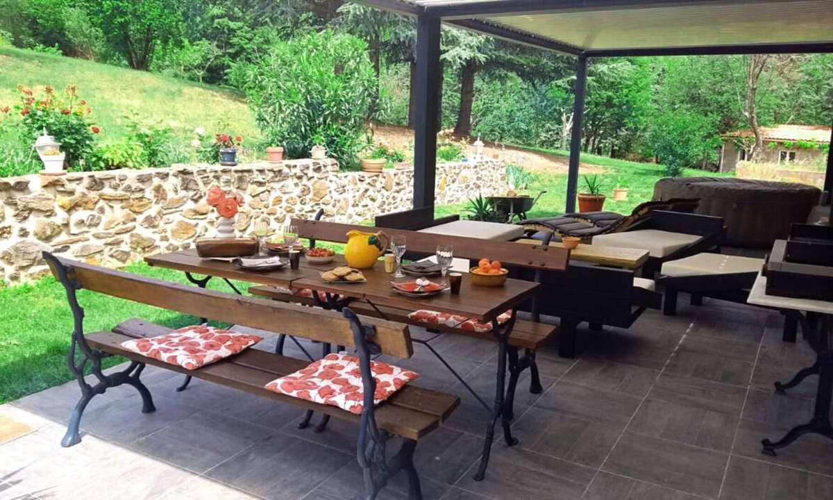 Saint-Marsal Other | A charming Catalan farmhouse between sea and mountain