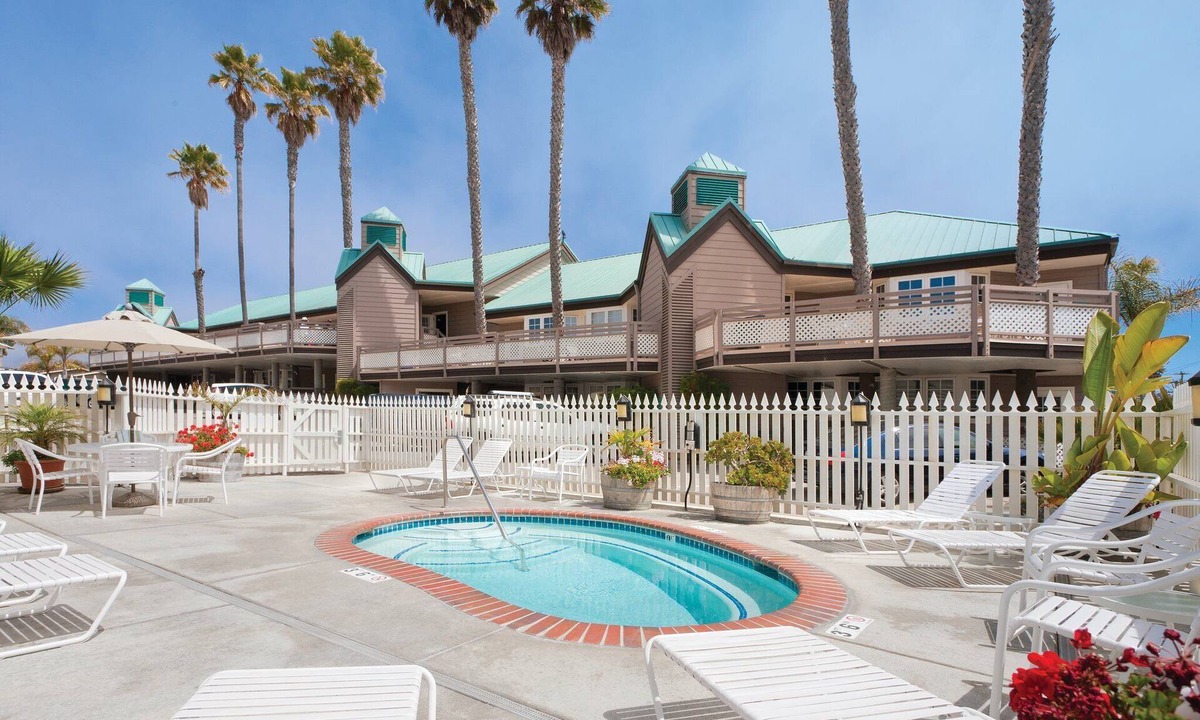 Downtown Resort | A Classic Beach Vacation!