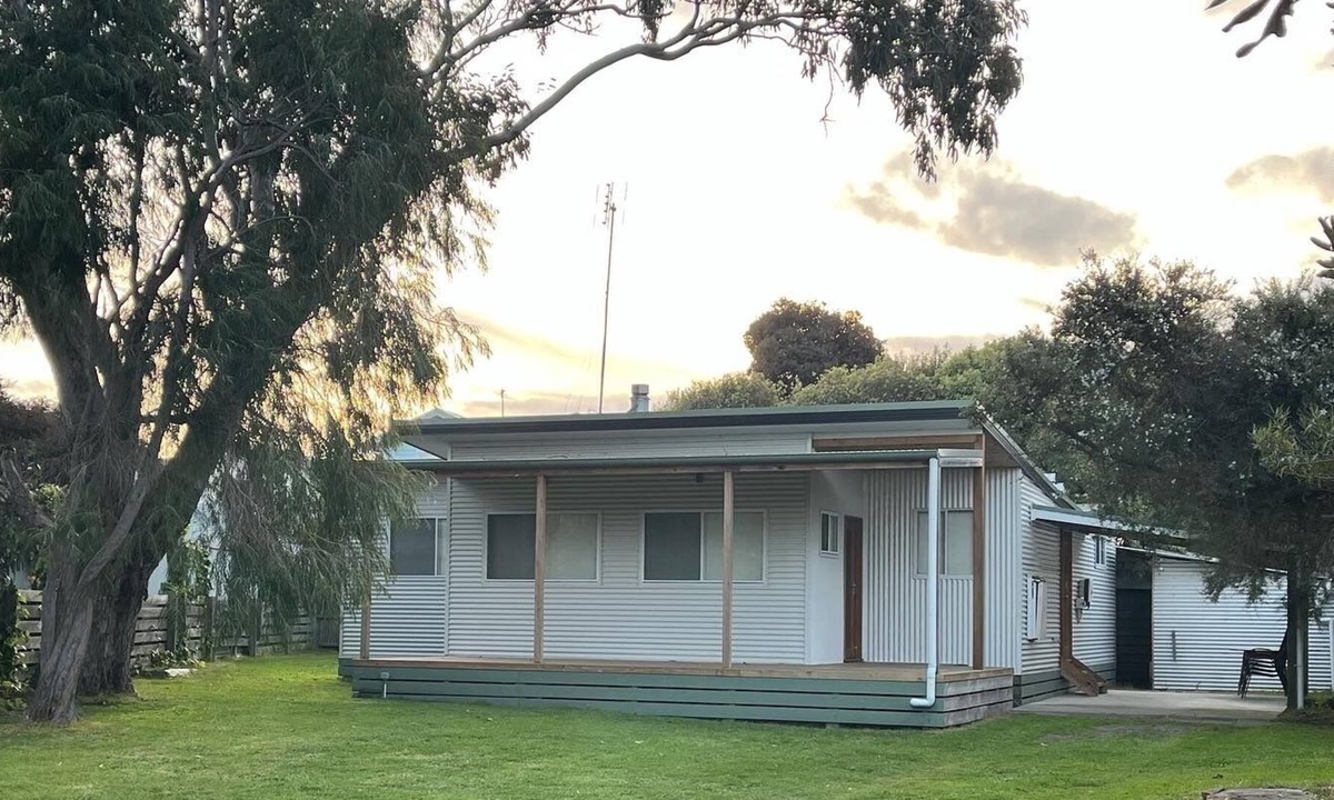 Cape Paterson House | A cosy beach getaway