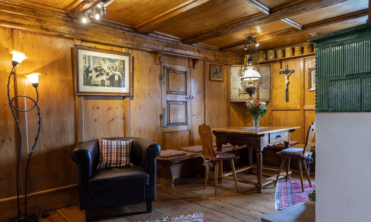 Beblenheim House | A cosy three-bedroom house,