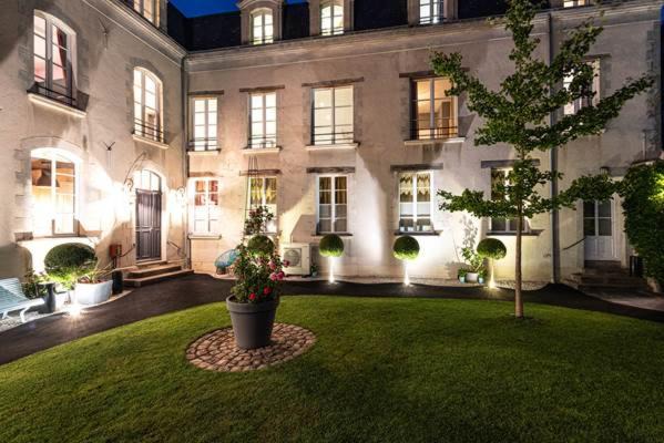 Downtown Angers Apartment | A coté de la place du pilori