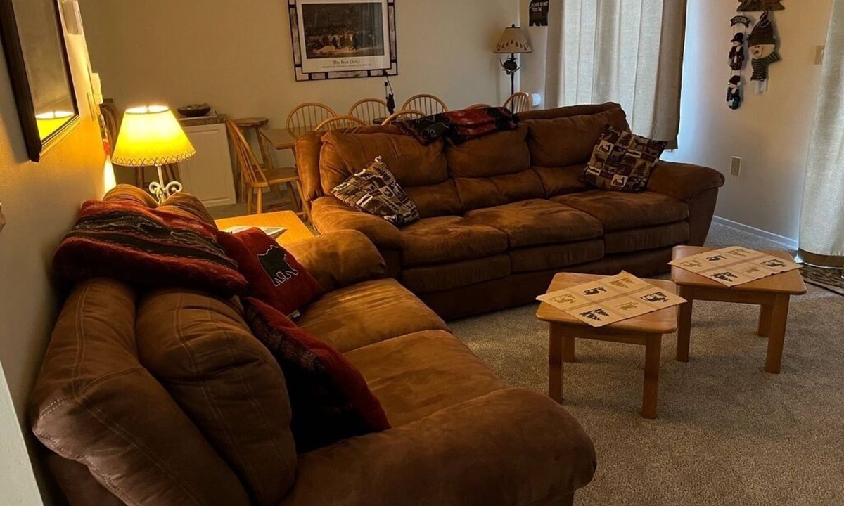 North Creek House | A cozy 3 bedroom with MANY nice features