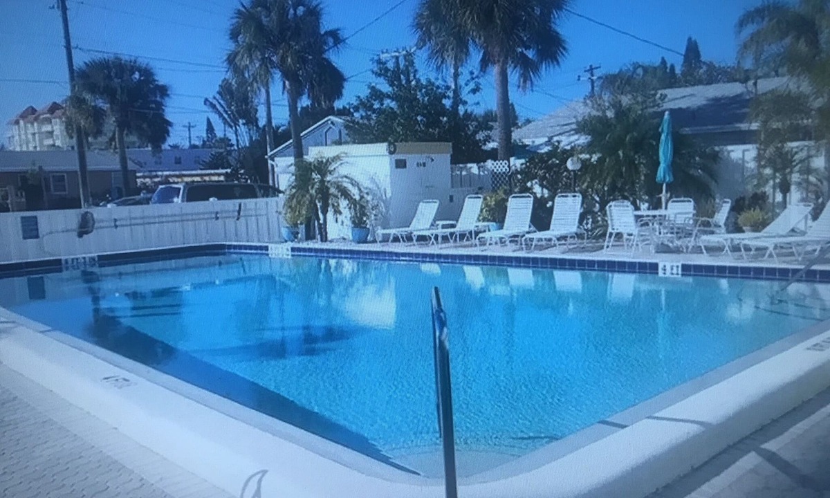 Bay Esplanade Condo | A cozy, lovely, remodeled, peaceful destination.