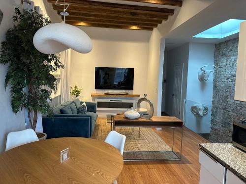 East New York Apartment | A Dedicated Space To Unwind